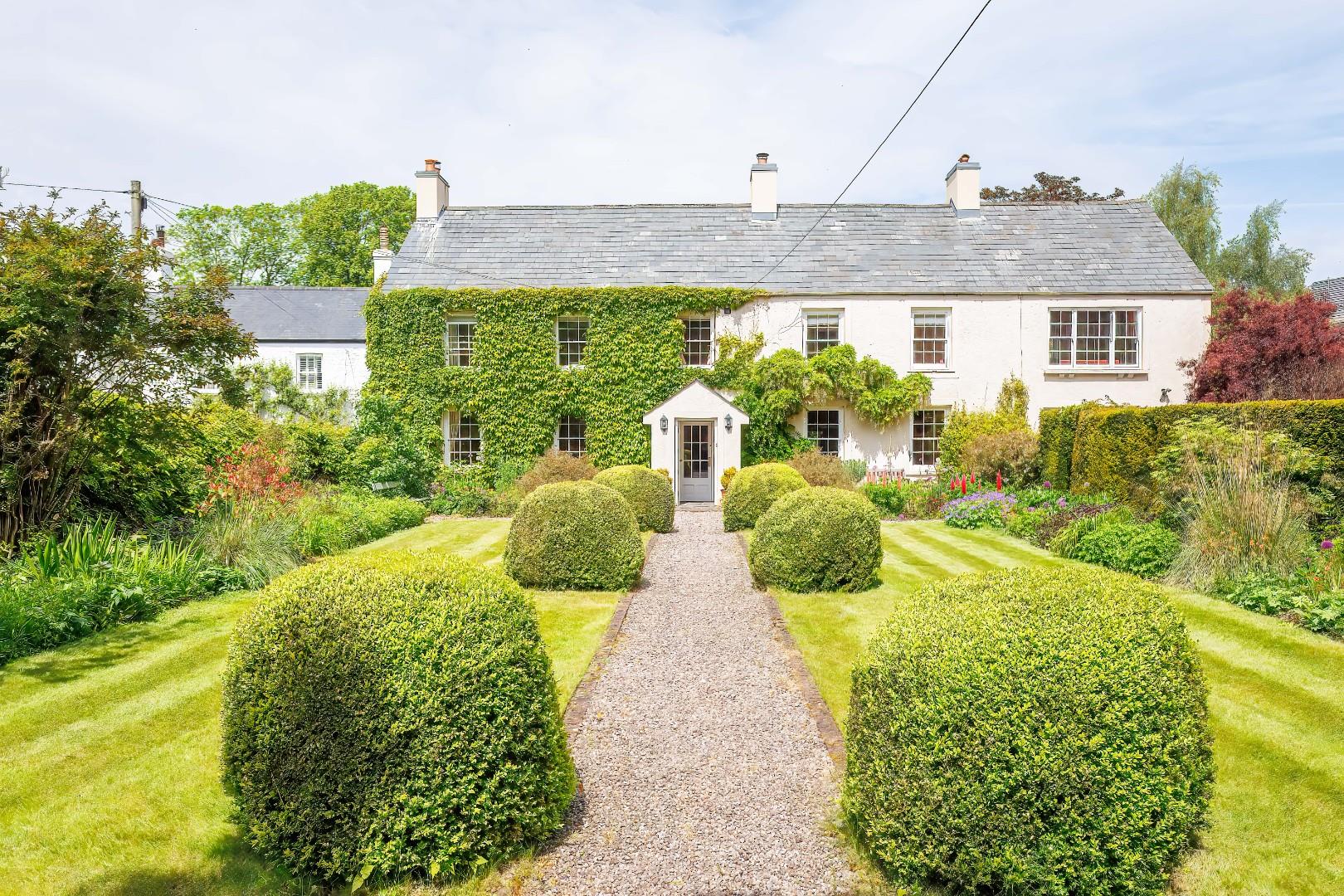 Llanquian Road, Aberthin, Nr Cowbridge, Vale of Glamorgan,  CF71 7HE
